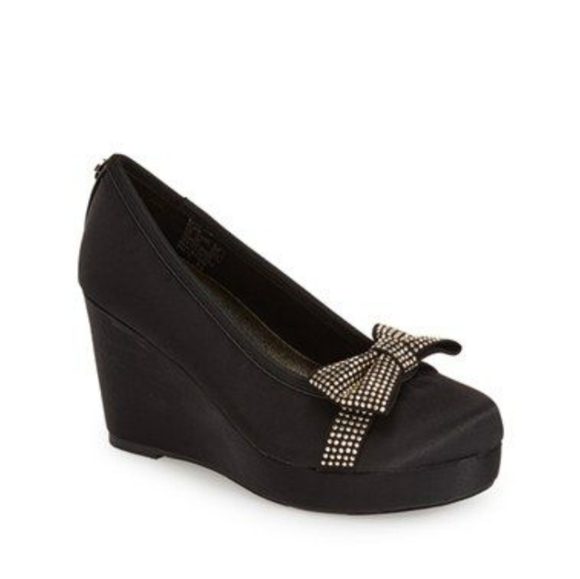 Stuart Weitzman 'Elida' Platform Wedge - Picture 1 of 11